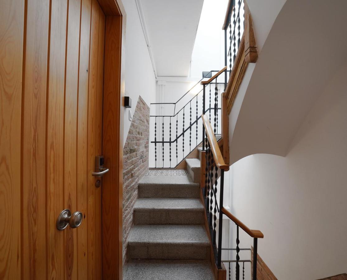 Ola Living Camp Nou Apartment L'Hospitalet de Llobregat Ngoại thất bức ảnh